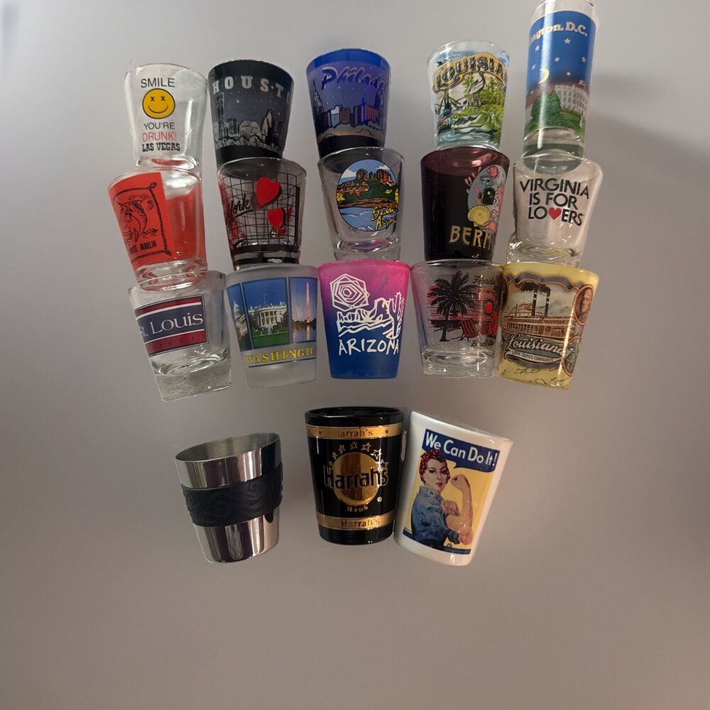 Shot Glass Souviner Collection Lot of 18 Harrahs Vegas, We Can Do it, Starbucks